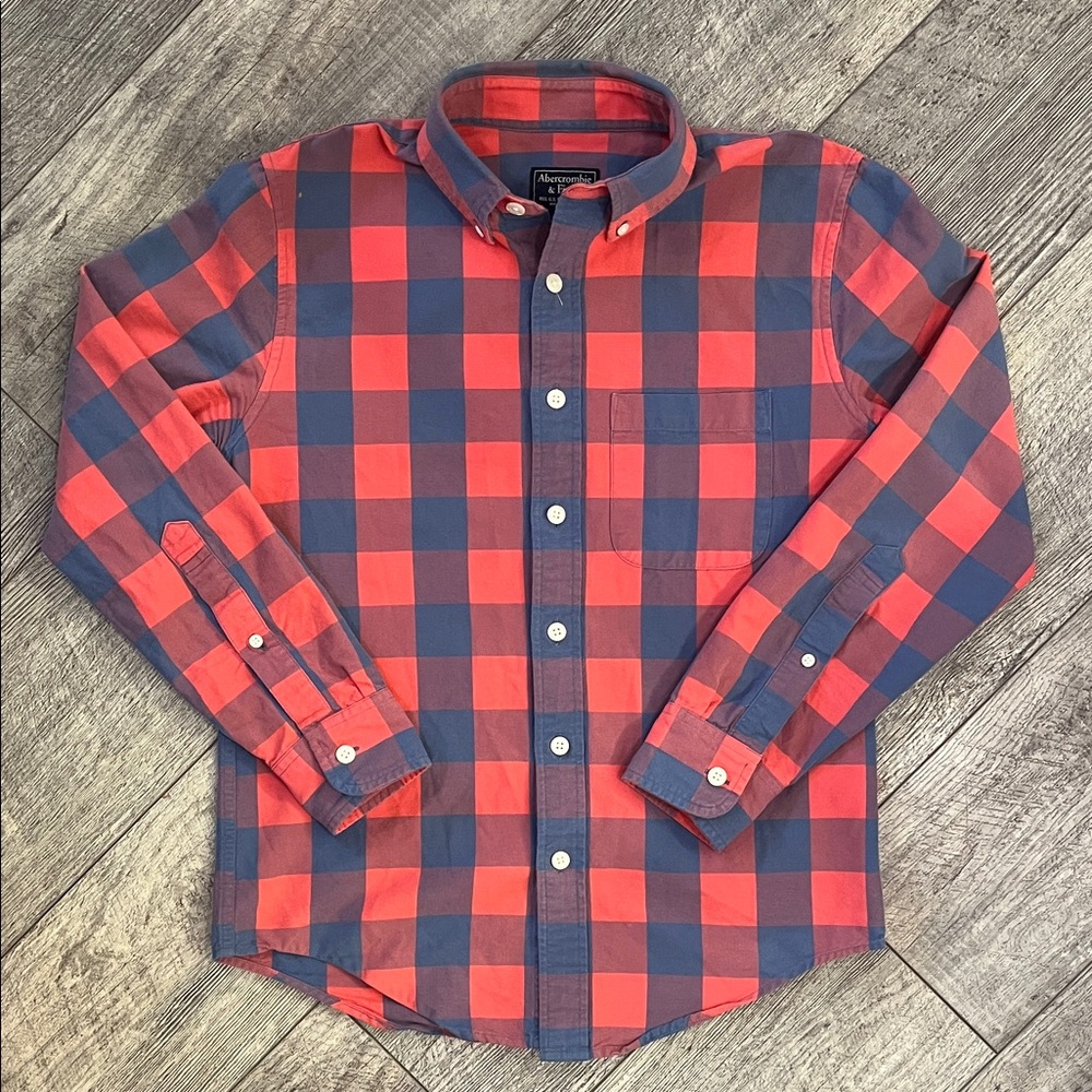 Abercrombie & Fitch Red and Blue Plaid Shirt- Size XS